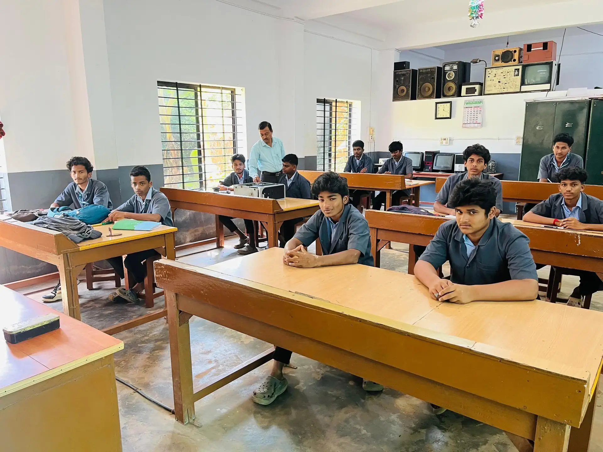Students Learning 21